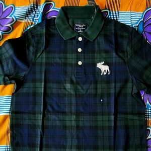 A&F Tshirt brand new